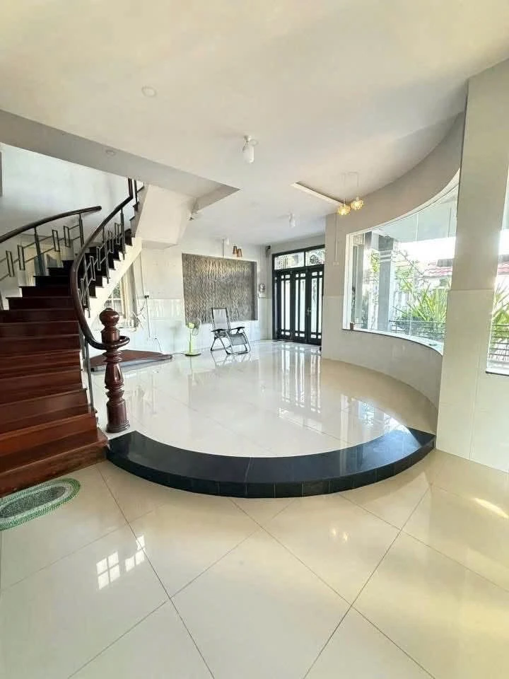 Bán biệt thự 2 mặt tiền 213m² Vĩnh Điềm Trung 14 tỷ - Ảnh 1
