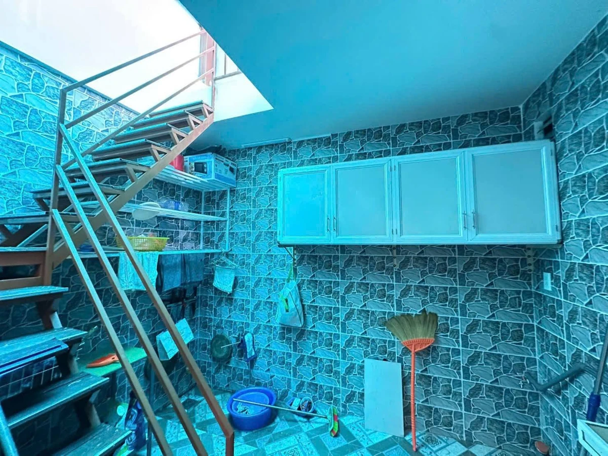Bán nhà mặt tiền 85m2, 2 phòng ngủ, Phan Thiết - Ảnh thu nhỏ 4