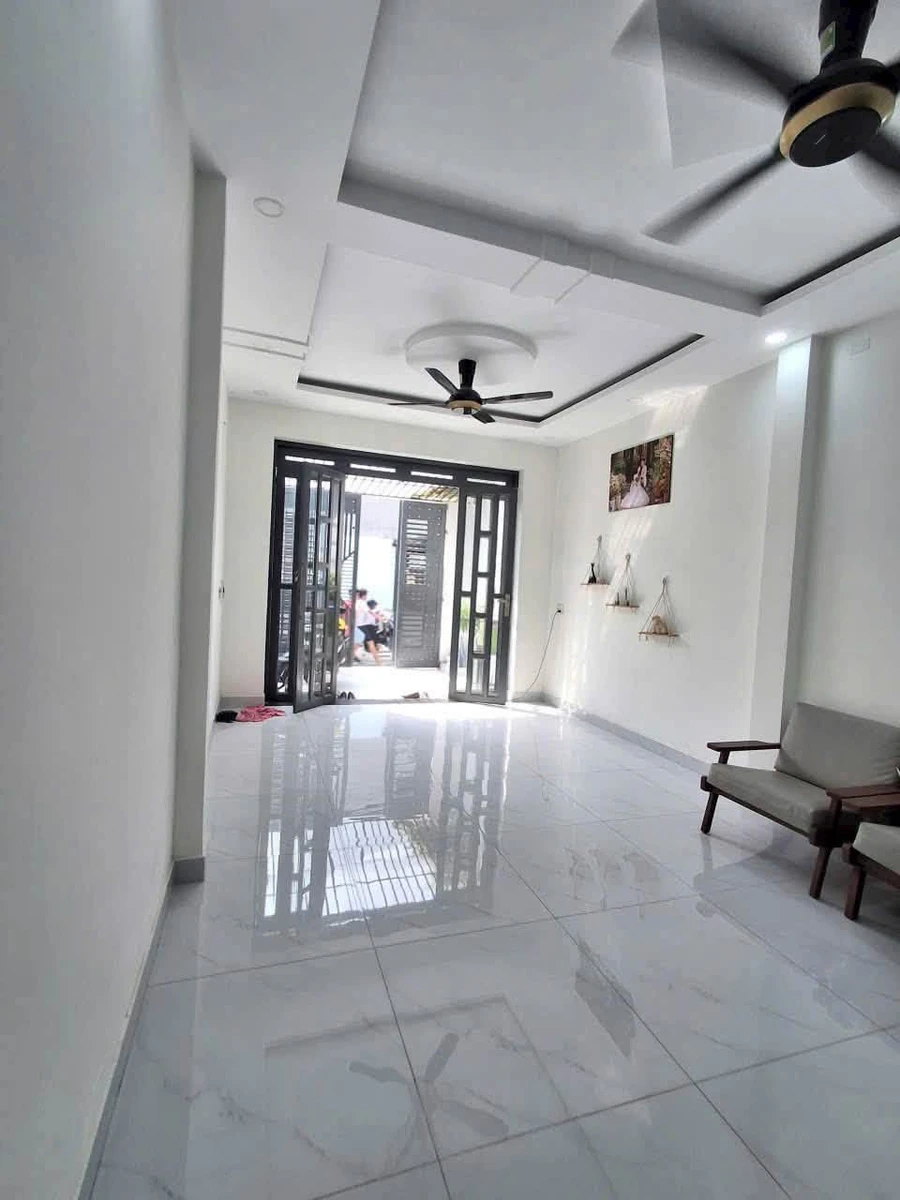 Bán nhà 1 trệt 2 lầu 68,5m² đường Hồ Văn Long, Bình Tân giá 5 tỷ - Ảnh thu nhỏ 5