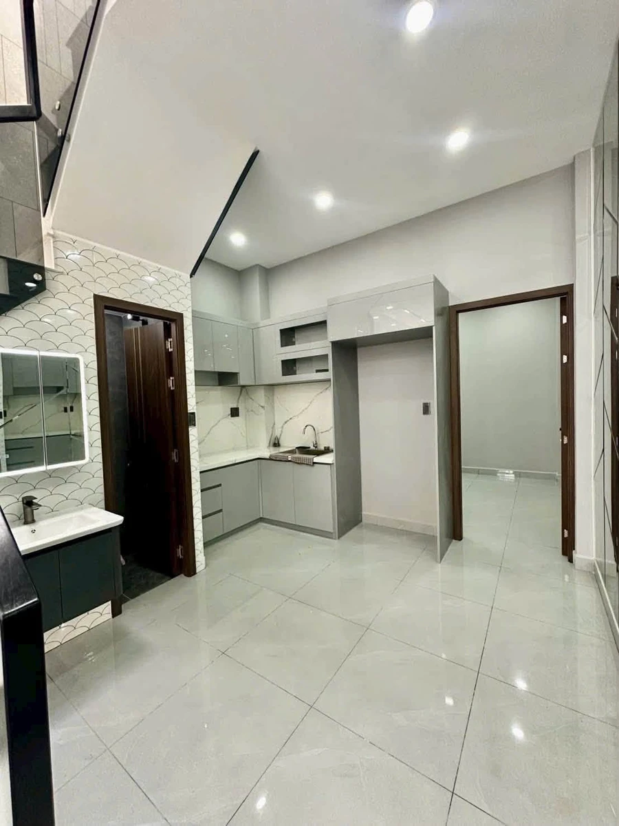 Bán nhà hẻm 2 tầng 3.8x14m, 3PN đường Ông Ích Khiêm Quận 11, giá 6.88 tỷ - Ảnh thu nhỏ 4