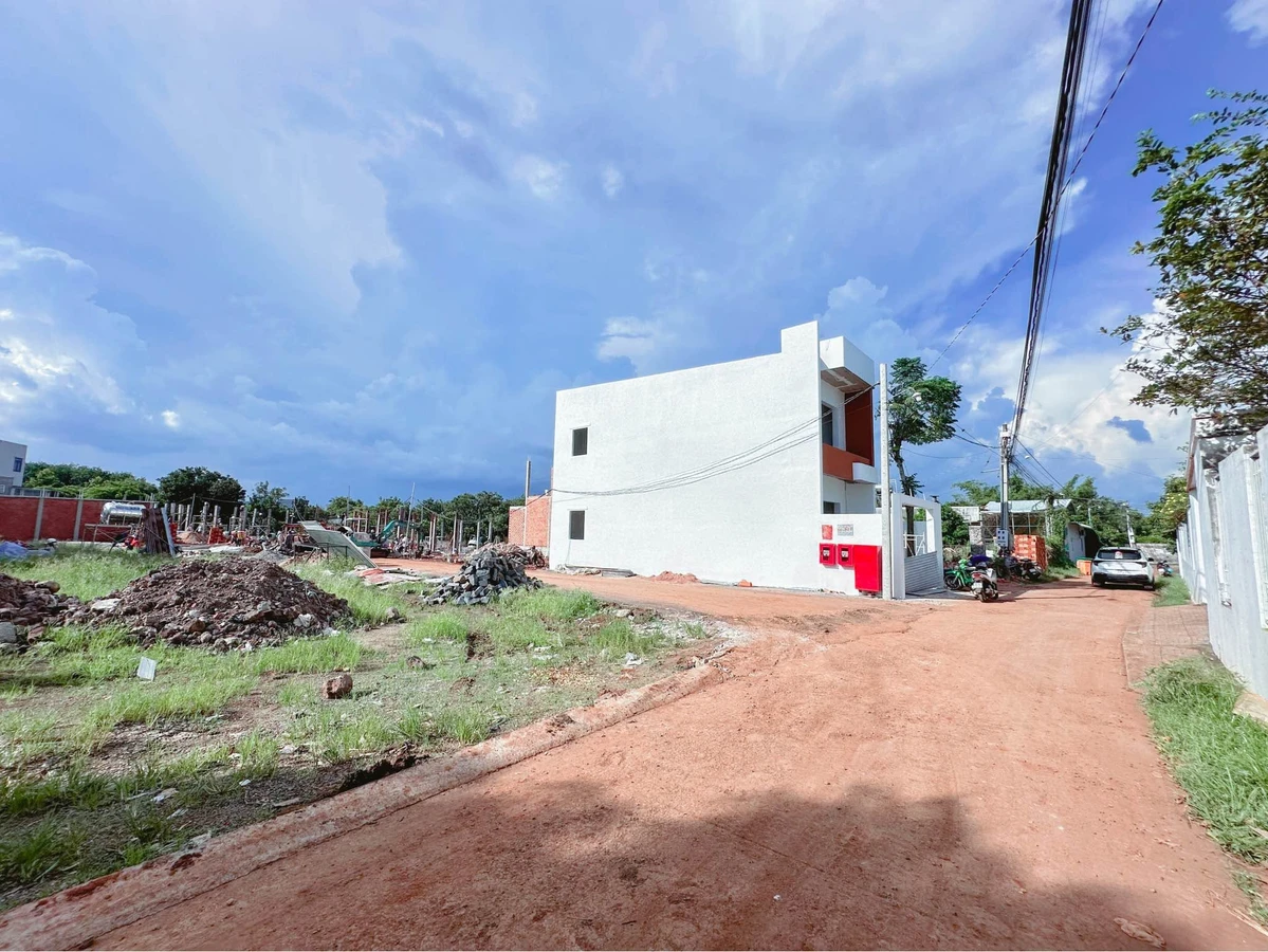 Nhà lầu 3PN bán Long Khánh, 81m², 1,85 tỷ - Ảnh thu nhỏ 5