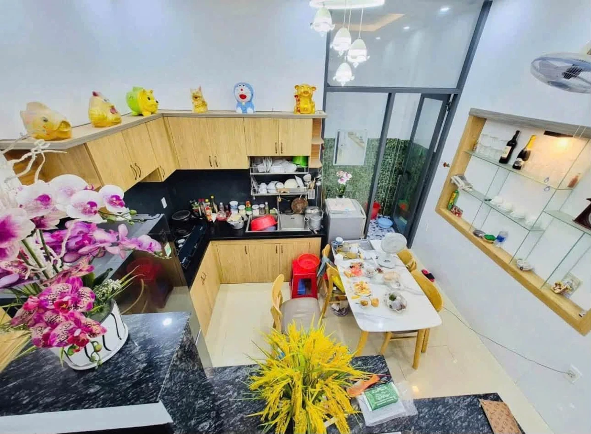 Bán nhà 1 trệt 2 lầu hẻm ô tô đường Thống Nhất Mới, Phường 8, Vũng Tàu, 42m2, 5,2 tỷ - Ảnh thu nhỏ 3