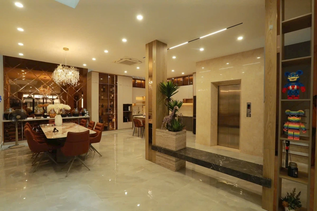 Bán biệt thự 5PN 160m² Quận 5, 45 tỷ - Ảnh thu nhỏ 4