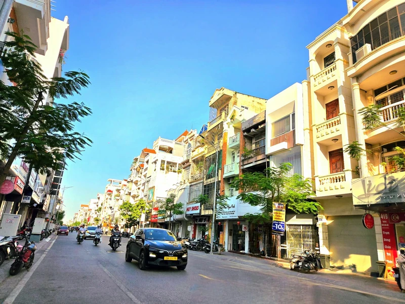 Bán nhà mặt tiền Ngô Gia Tự 145m2, giá 15 tỷ
