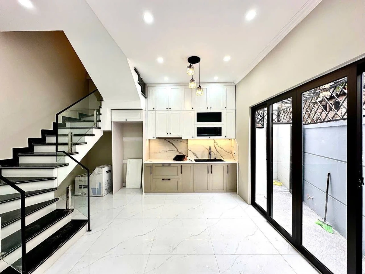 Bán nhà 4 tầng 42m² 3 phòng ngủ tại Lê Lai, Quận 1 - Ảnh thu nhỏ 4