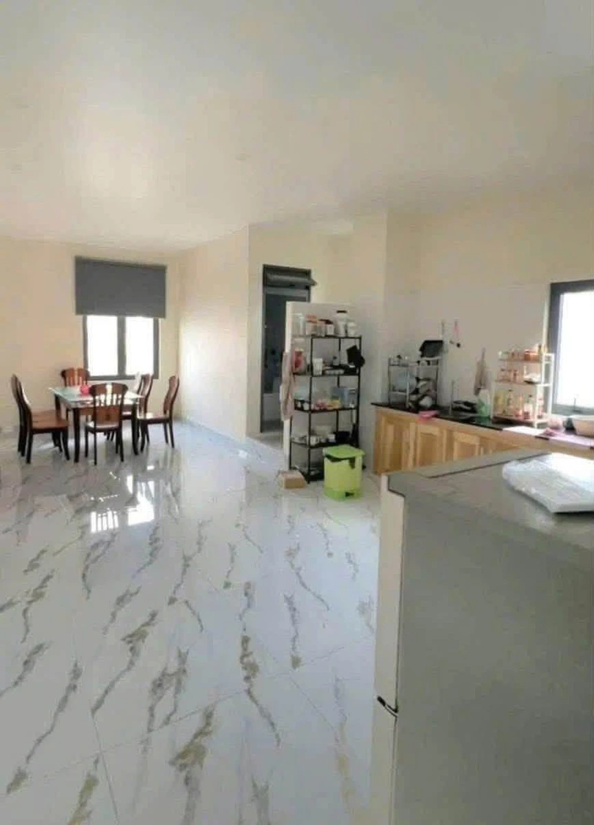 Nhà phố mặt tiền Đà Lạt 98m² 9,8 tỷ đường Ngô Thì Nhậm - Ảnh thu nhỏ 2