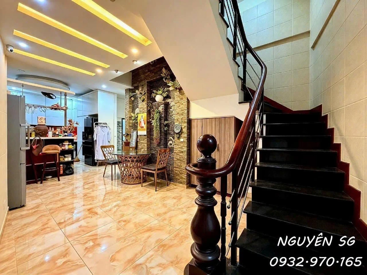 Bán nhà mặt tiền 4 tầng 92m2 gần chợ Bà Chiểu, Bình Thạnh, giá 13,48 tỷ - Ảnh thu nhỏ 4