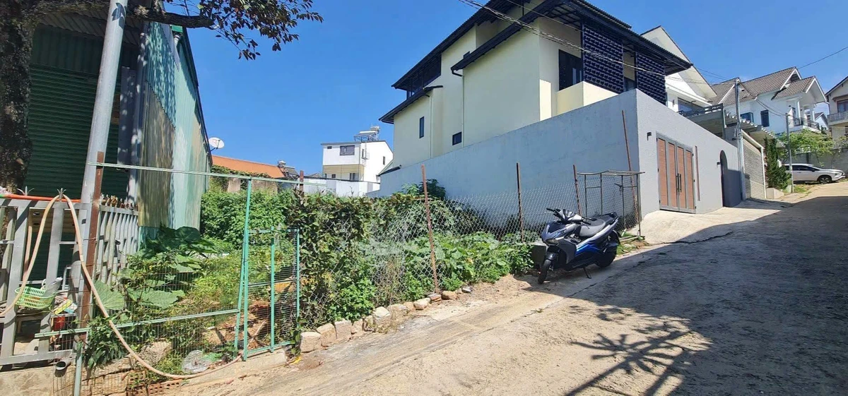Bán đất SRXD Đà Lạt 239m2 giá 6 tỷ 5 - Ảnh thu nhỏ 3