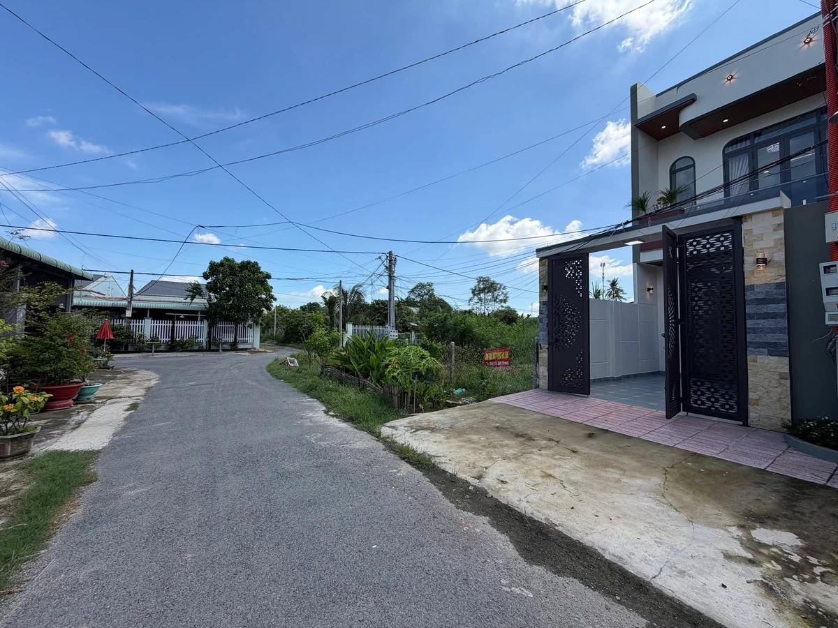 Nhà lầu 3PN, 110m², Tây Ninh, 2 tỷ 390 triệu - Ảnh thu nhỏ 4