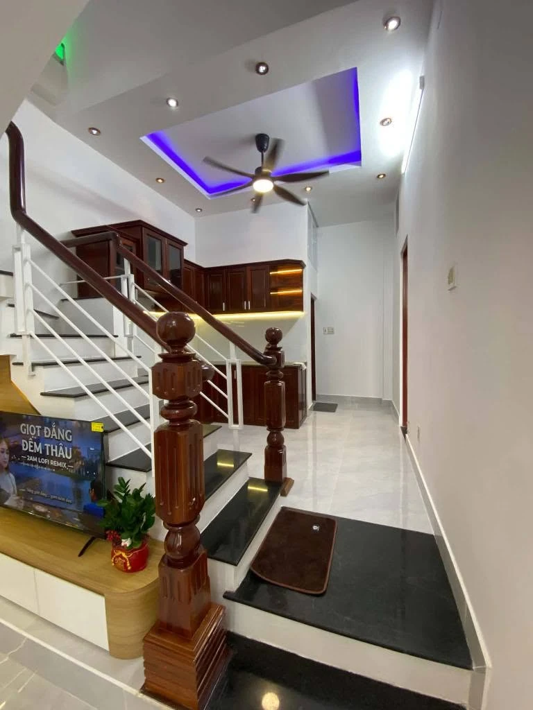 Bán nhà 3 tầng 4PN 110m2 hẻm 5m Quy Nhơn - Ảnh thu nhỏ 3