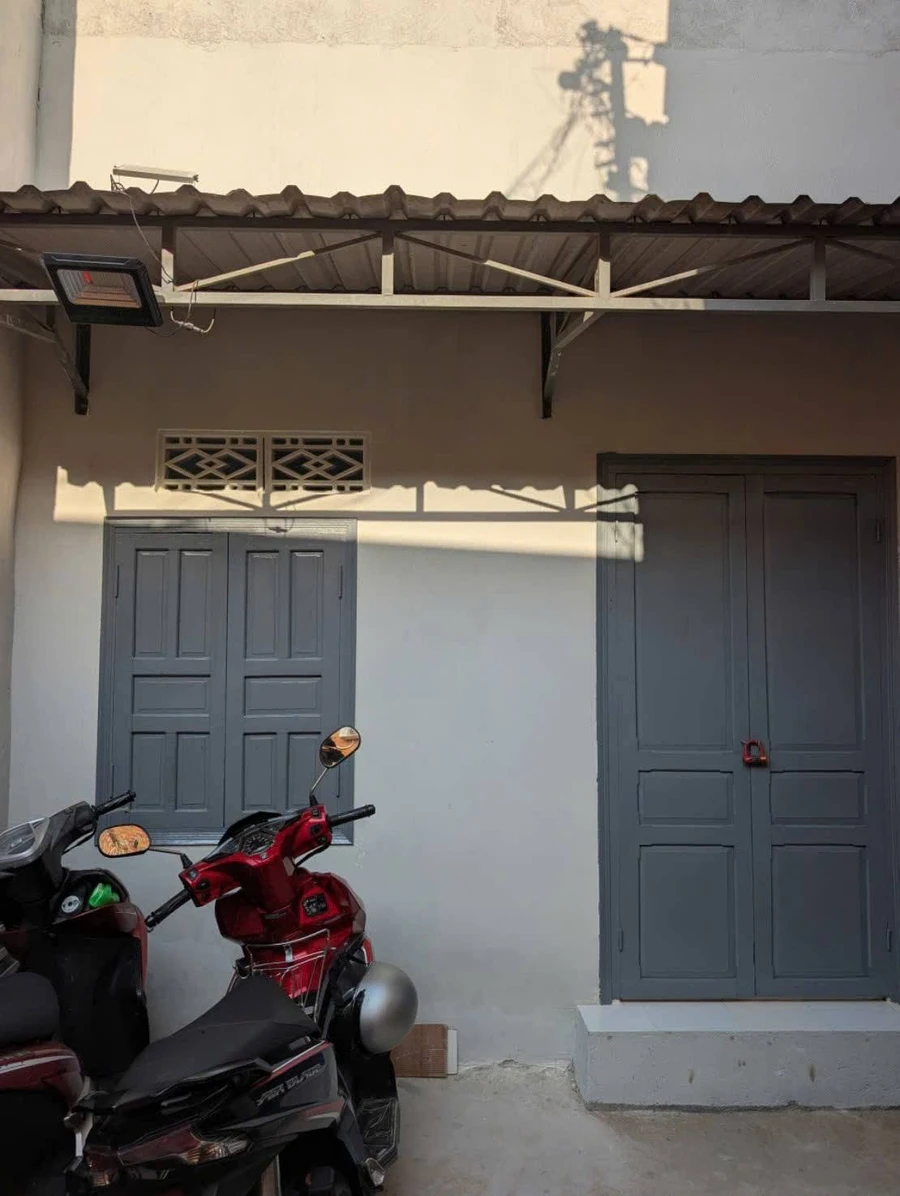 Bán nhà cấp 4, 56m2, 2PN, 9xx triệu, gần biển - Ảnh 1