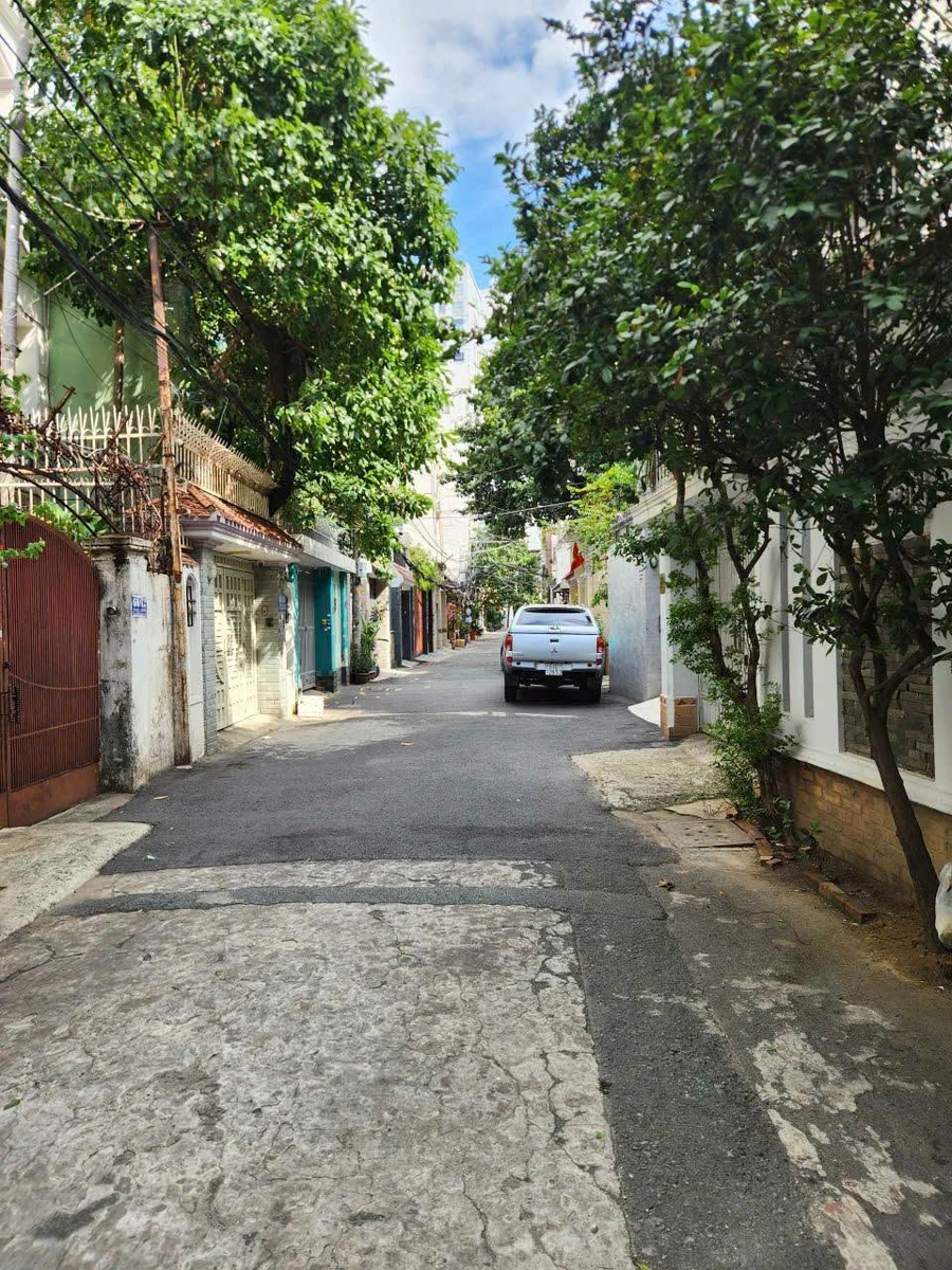 Bán nhà 1 trệt 3 lầu 5x21m khu sân bay Tân Sơn Nhất, Tân Bình, giá 23 tỷ - Ảnh thu nhỏ 2