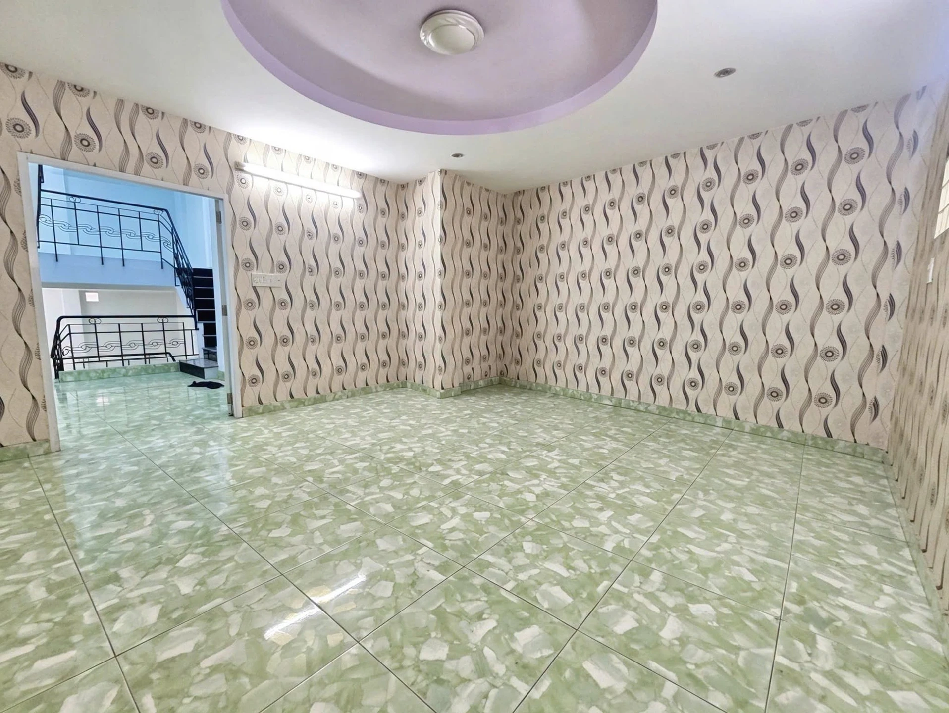 Bán nhà phố mặt tiền Xuân Hồng, Tân Bình, 135m², 6 tỷ - Ảnh 1