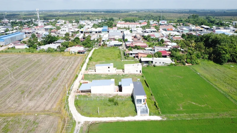 Bán đất full thổ cư Bàu Đồn 150m² 600 triệu