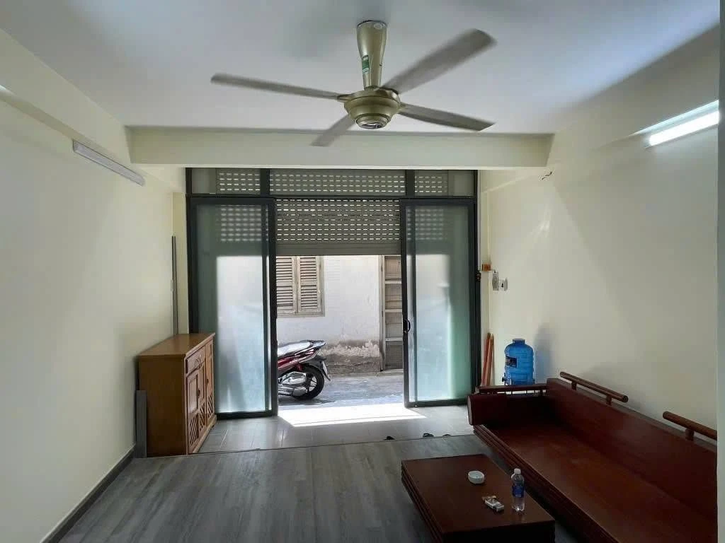 Bán nhà trung tâm Q10 36m² 3 phòng ngủ 7.6 tỷ - Ảnh thu nhỏ 5