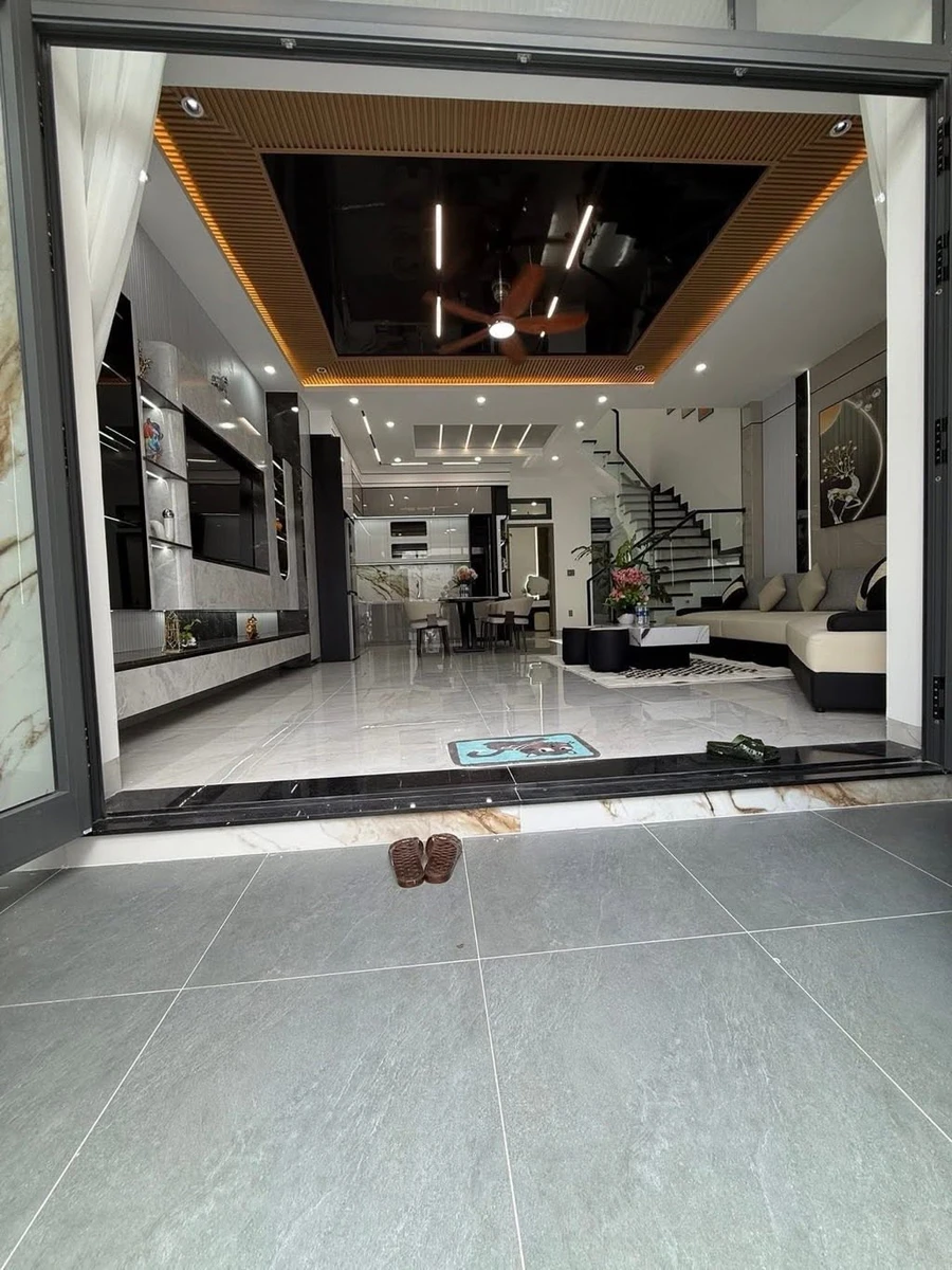 Bán nhà 3 tầng 210m² Thanh Khê Đà Nẵng giá 6,4 tỷ - Ảnh thu nhỏ 2