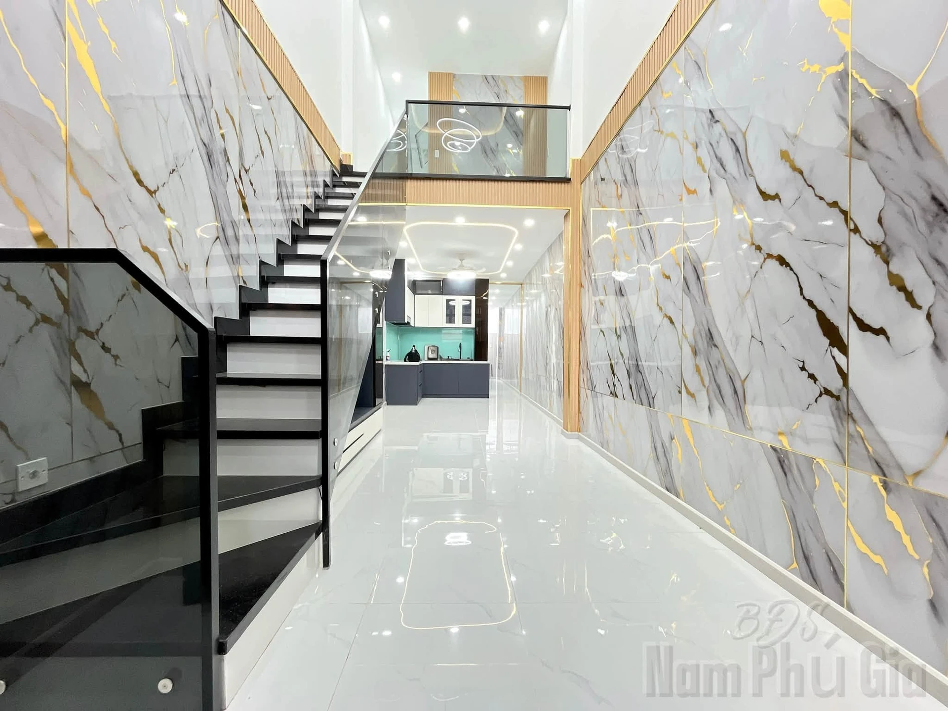 Bán nhà 3 phòng ngủ 51m² Huỳnh Tấn Phát Quận 7 - Ảnh 1
