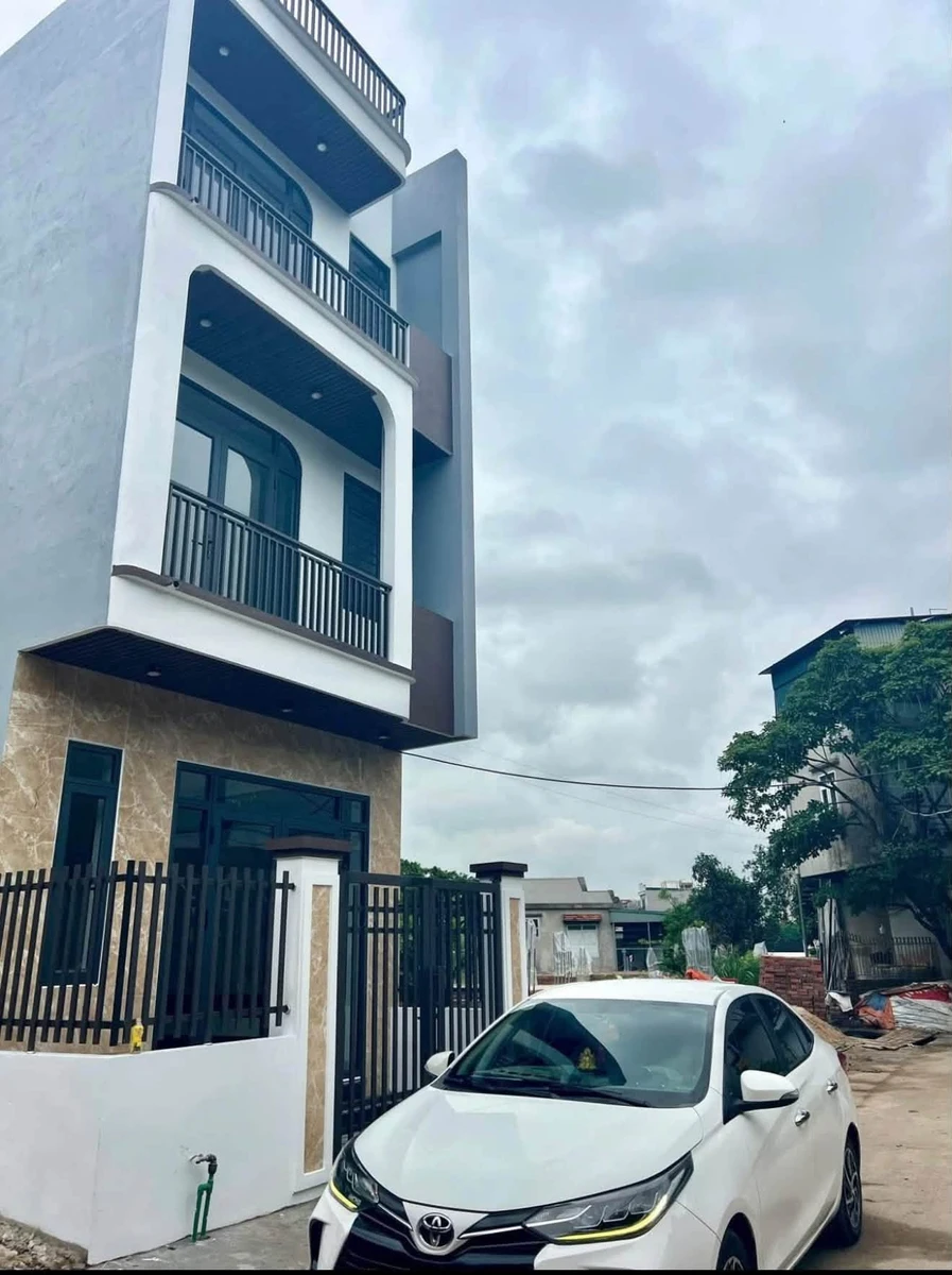 Bán nhà 3 tầng 65m2 ngõ 32 Bãi Muối, Cao Thắng, Hạ Long giá 3,6 tỷ - Ảnh thu nhỏ 2