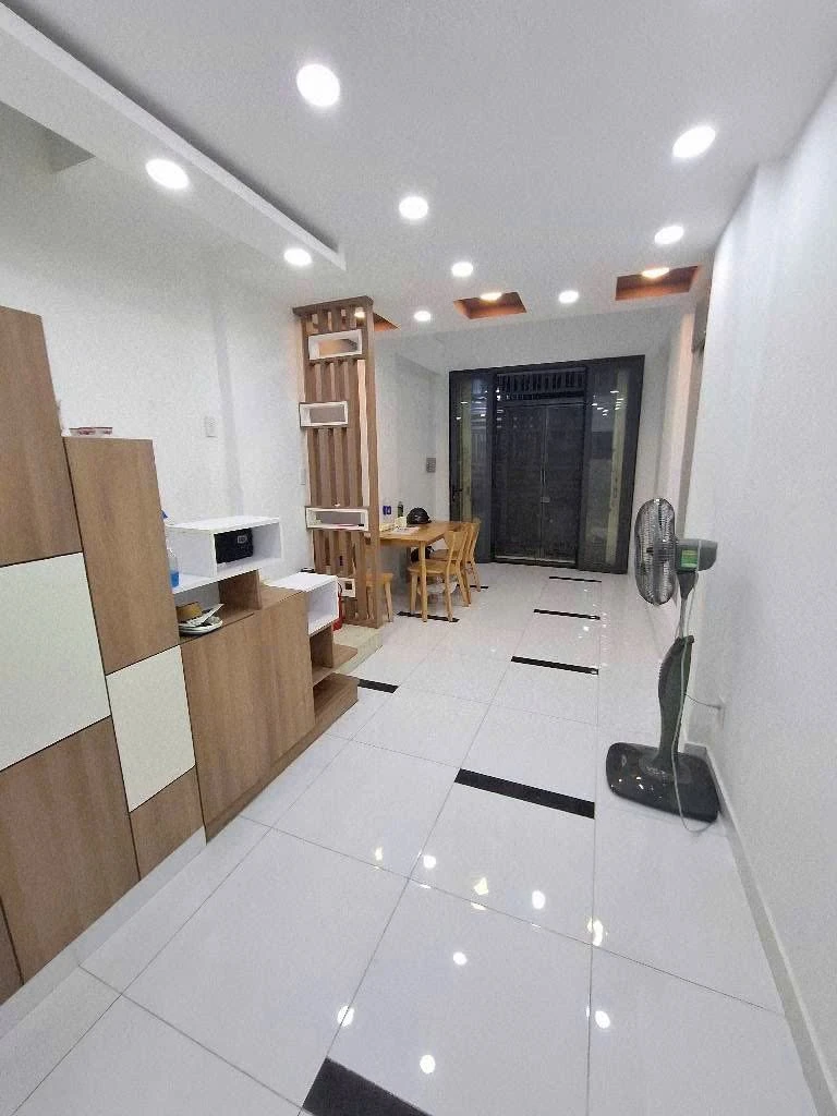 Bán nhà hẻm Q1 5 tầng 3.1x8m 4PN giá 6 tỷ Trần Hưng Đạo - Ảnh thu nhỏ 3
