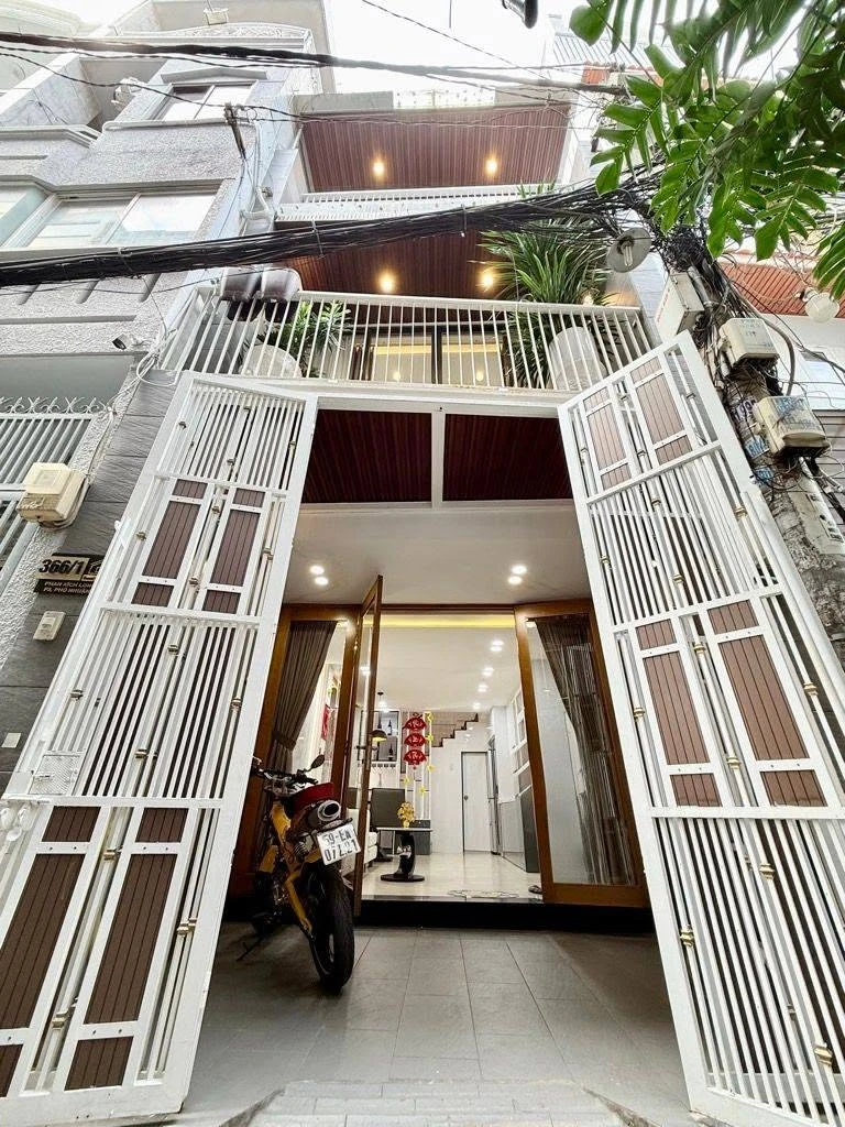 Bán nhà phố Phú Nhuận 95m² 2PN 3WC, giá 6 tỷ - Ảnh 1