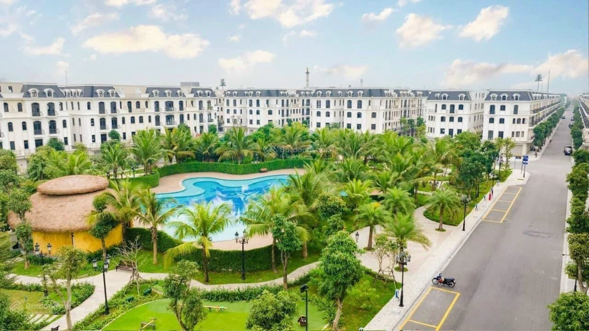 Sẵn sổ đỏ, chính chủ cần bán liền kề 5 tầng view trực diện công viên, bể bơi tại Vinhomes OCP2 - Ảnh thu nhỏ 4