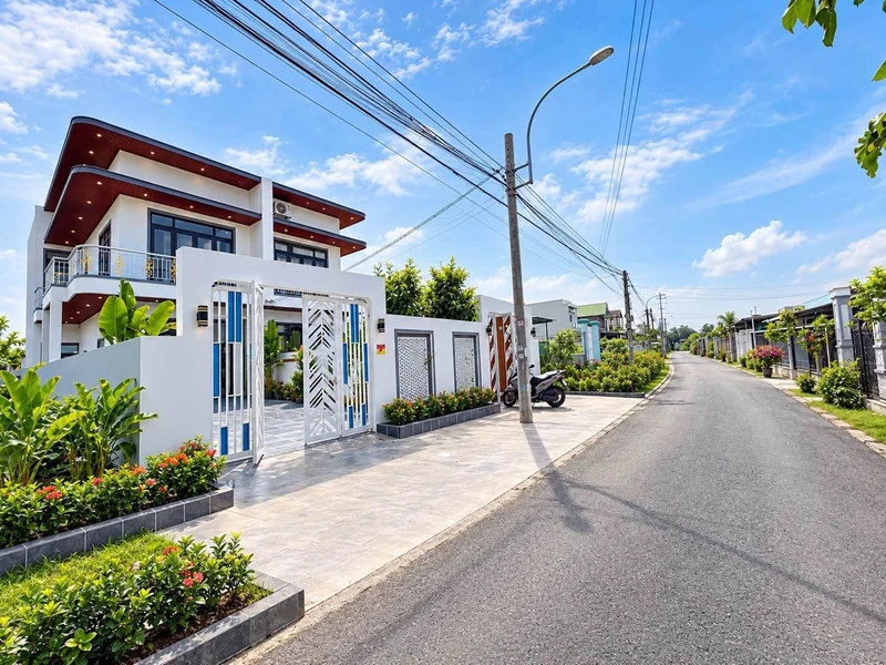 Bán nhà lô góc hẻm 6m ô tô Trần Thị Hè, Quận 12, 64m², 3PN, giá nhỉnh 4 tỷ secc