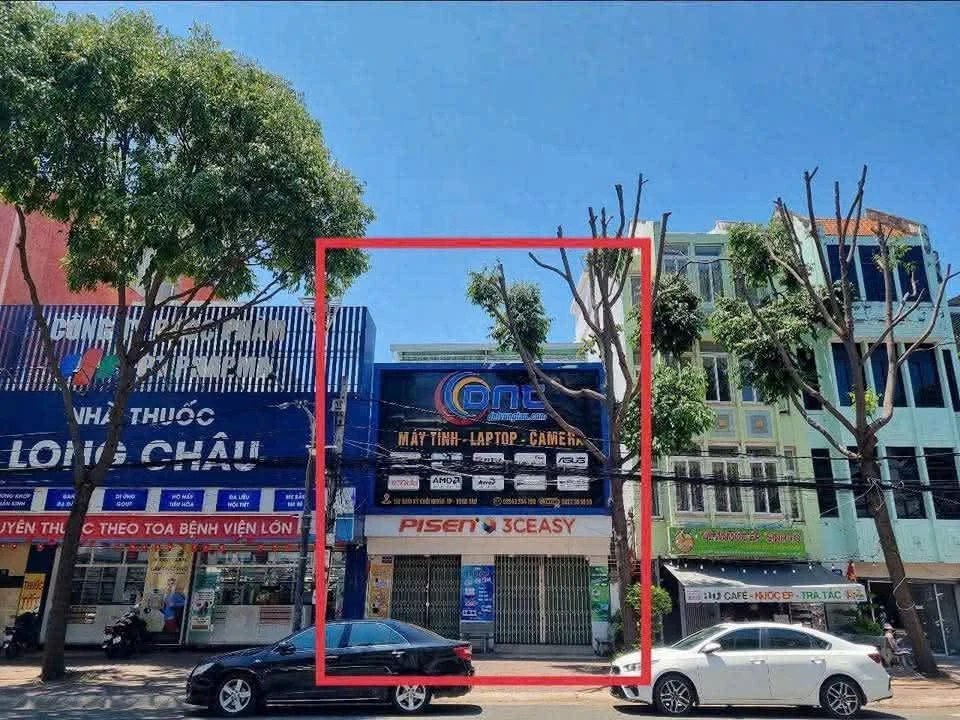 Bán nhà 2 tầng mặt tiền 273.5m² Quận 12 - 31 tỷ - Ảnh 1