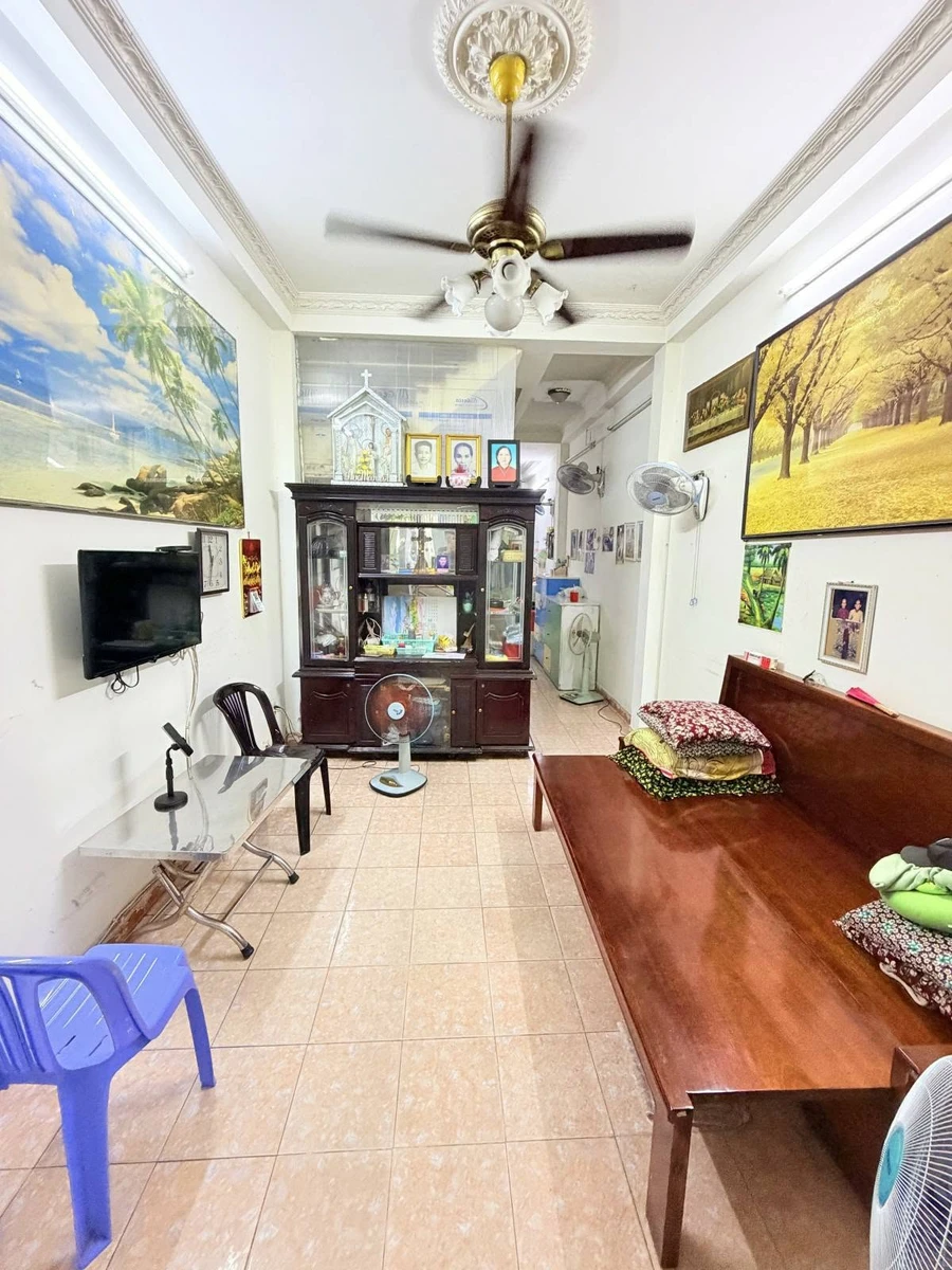 Bán nhà 45m² 4 tầng 4PN gần ngã tư Nguyễn Chí Thanh - Nguyễn Duy Dương, Quận 10, giá nhỉnh 6 tỷ - Ảnh thu nhỏ 3