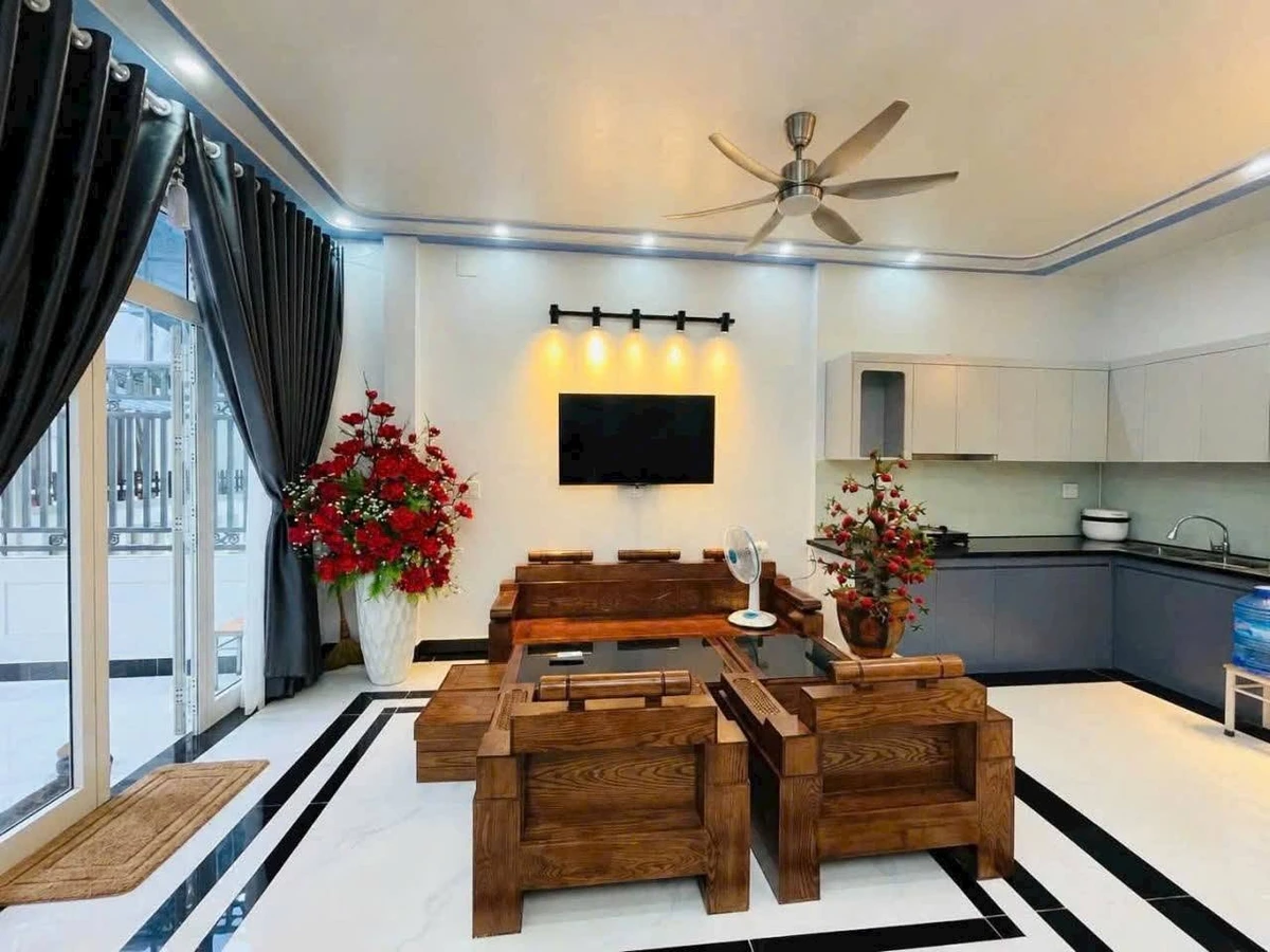 Bán nhà 2 tầng full nội thất 73m2 Bạch Đằng Huế - Ảnh thu nhỏ 2