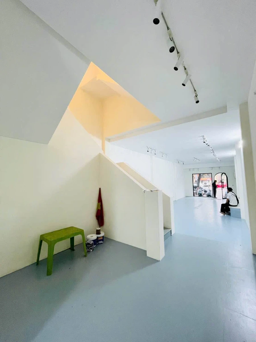 Cho thuê nhà 4 tầng mặt tiền đường Nguyễn Văn Linh, Hải Châu, Đà Nẵng, 100m2, 45 triệu/tháng - Ảnh thu nhỏ 2