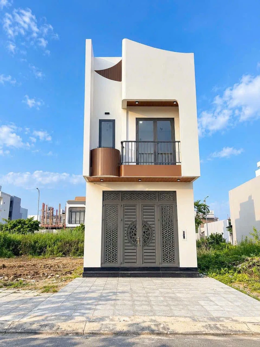 Bán nhà 3PN view công viên Đường Số 4 Rạch Giá, 90m² - Ảnh 1