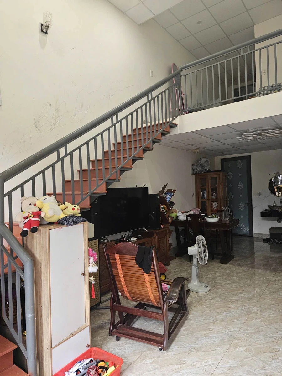 Bán nhà mặt tiền Đồng Khởi 60m² 3PN, 7 tỷ 5 Quận 1 - Ảnh thu nhỏ 3