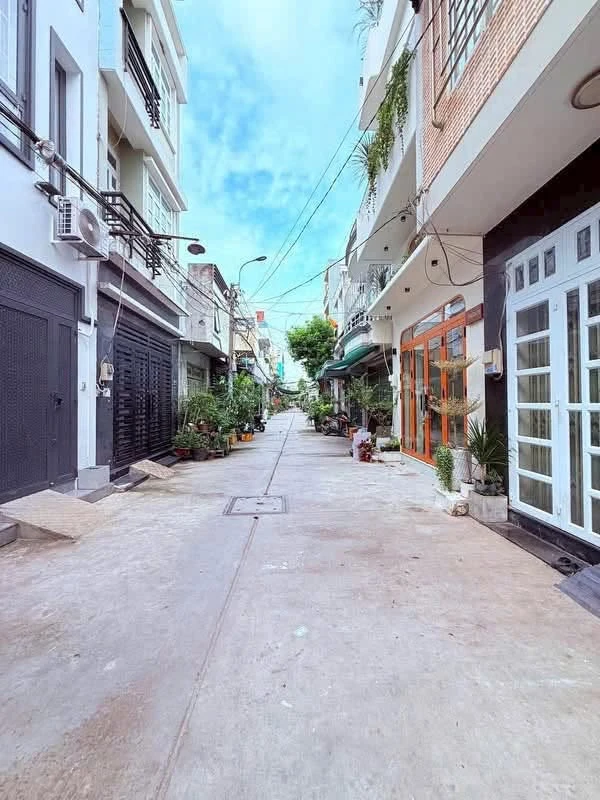 Bán nhà hẻm 40m² Bình Tân 5 tỷ 200 triệu - Ảnh thu nhỏ 2