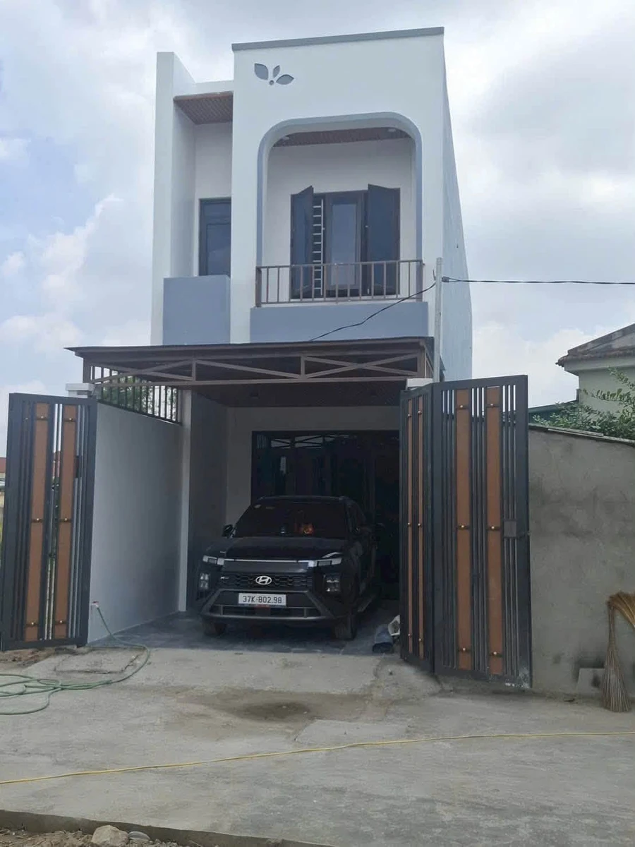 Bán nhà 2 tầng 77,6m² Vinh Phú Vinh, 3 PN, sân ô tô - Ảnh 1