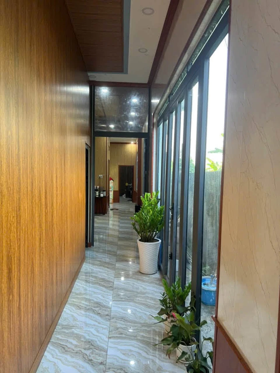 Bán nhà mặt tiền 825 Thị Trấn Đức Hoà, 6PN, 230m², 5 tỷ 300 - Ảnh thu nhỏ 3