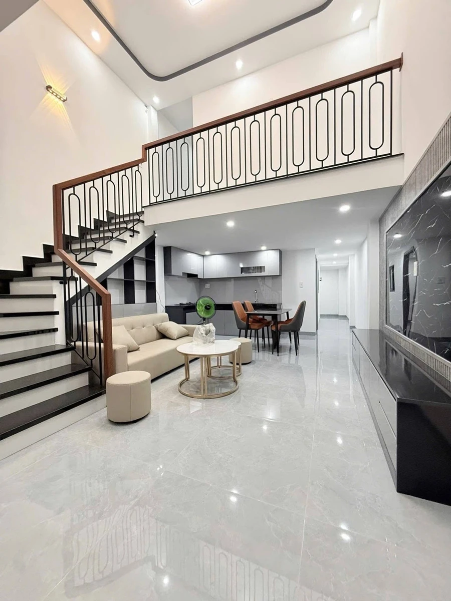 Bán nhà gác lửng 56m² 3PN Tôn Đản Quận 1 - Ảnh 1