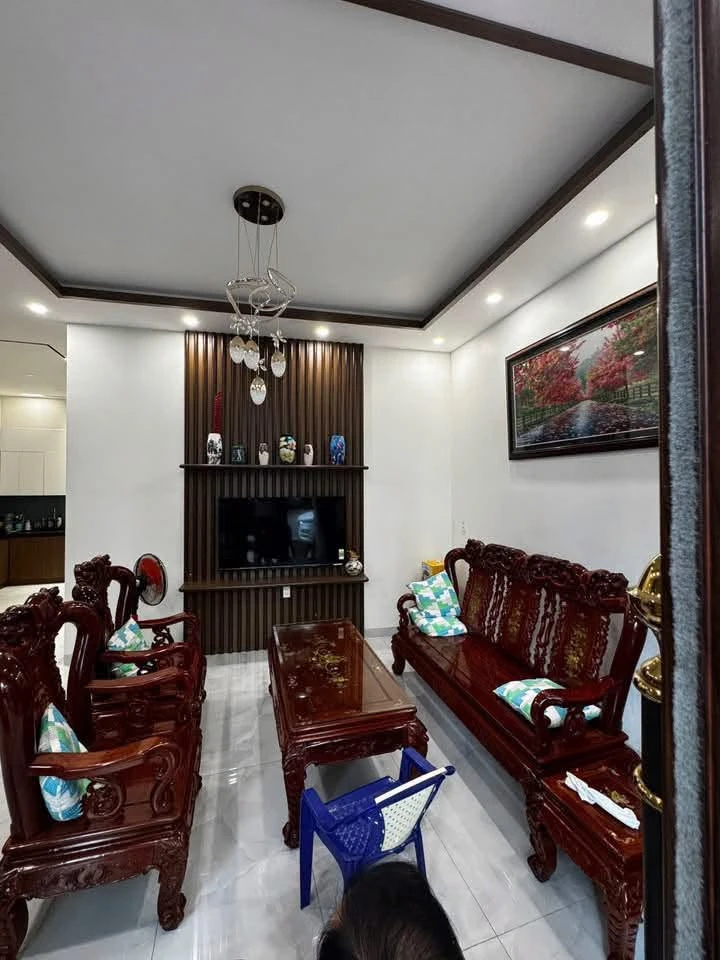 Bán nhà mặt tiền Yersin, 3PN, 72m2, 6 tỷ - Ảnh 1