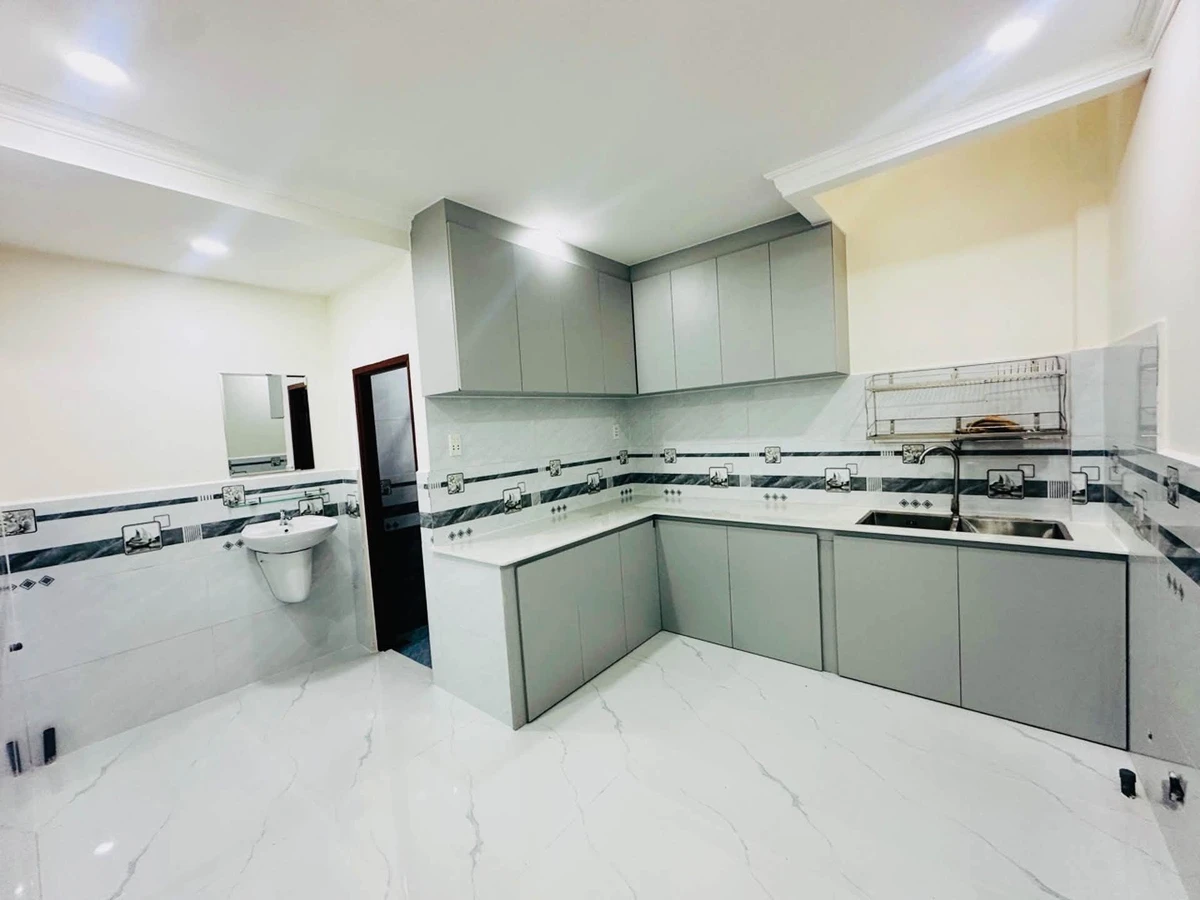 Bán nhà mặt tiền kinh doanh 4x20m, 3PN, sát Hiệp Thành City, Quận 12, nhỉnh 6 tỷ - Ảnh thu nhỏ 4