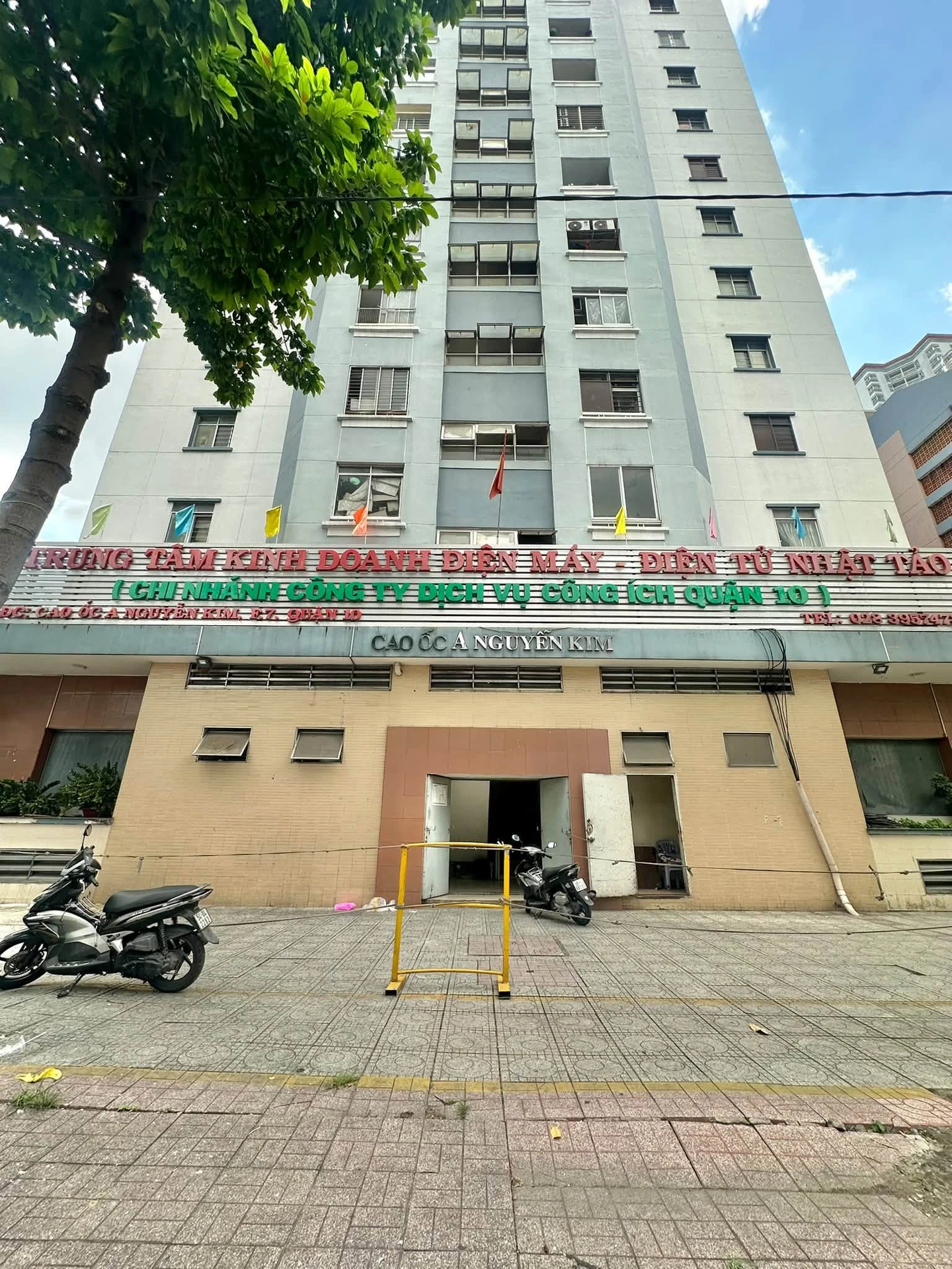 Bán căn hộ lô góc Cao ốc Nguyễn Kim 60m2, 2PN, sổ hồng riêng, Quận 10 - Ảnh 1