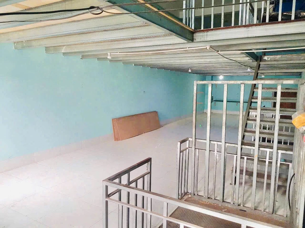 Bán nhà kho 1 trệt 2 lầu mặt tiền 108m2 Biên Hoà - Ảnh thu nhỏ 4
