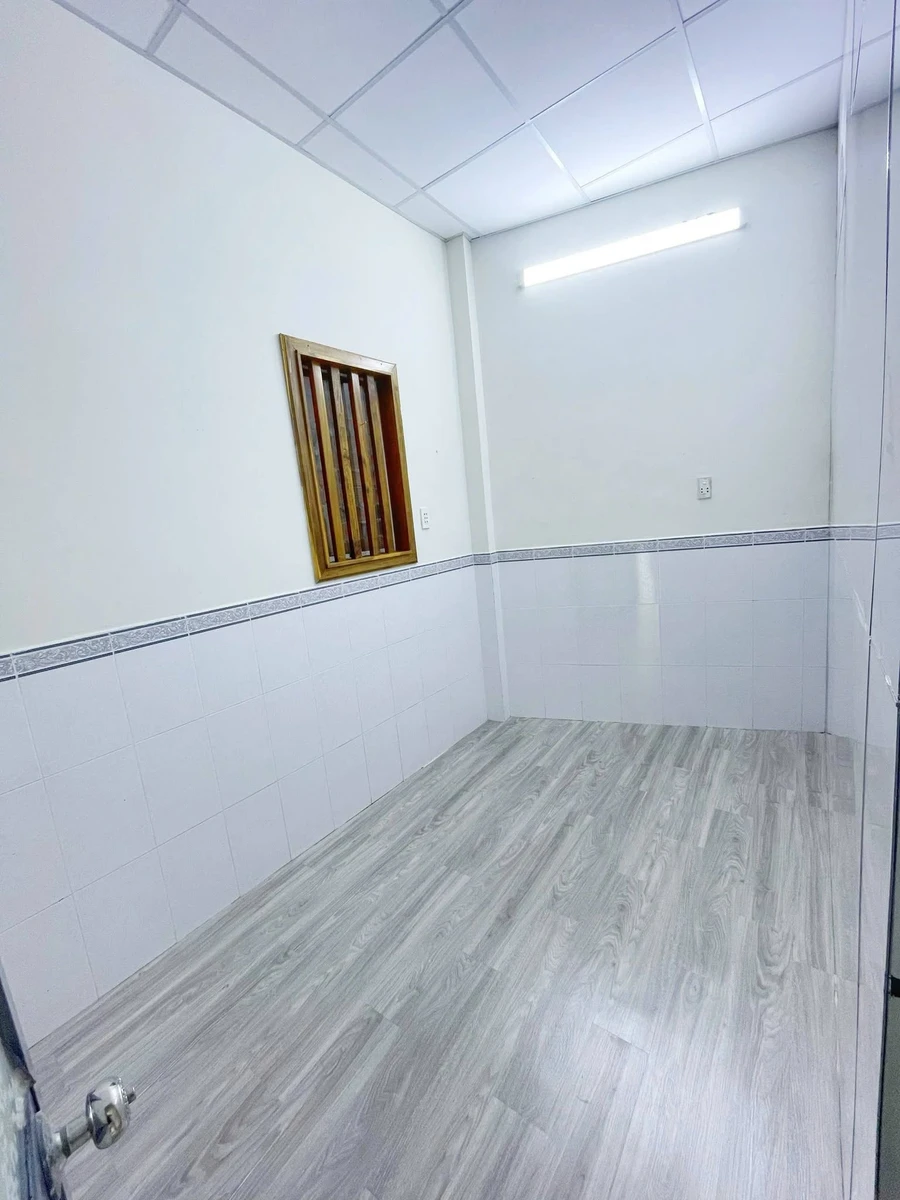 Bán nhà 1 trệt 1 lầu 3x8m, 2PN, sổ hồng riêng, Xuân Thới Đông, Hóc Môn, giá 2,25 tỷ - Ảnh thu nhỏ 3