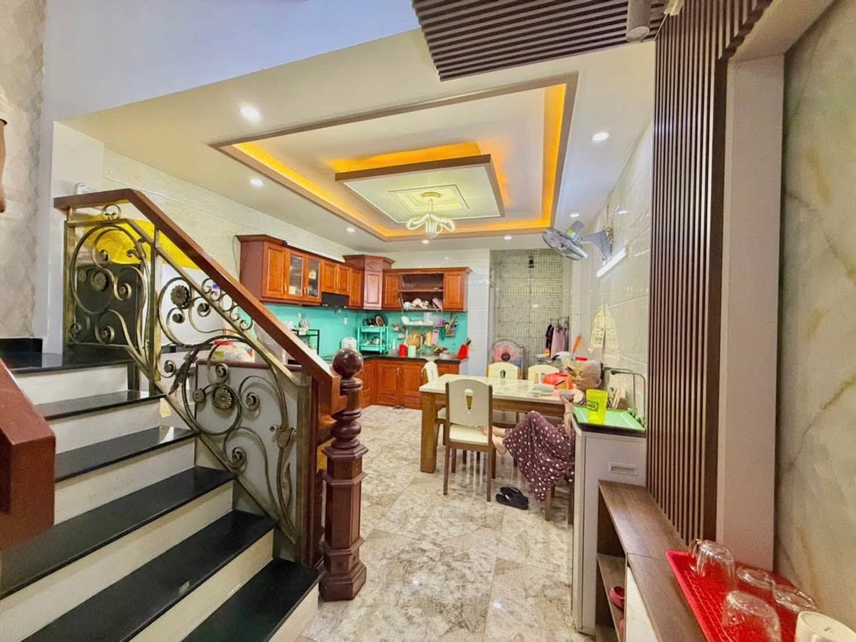 Bán nhà hẻm nhựa 6m 74m2 5 tầng 5PN gần Emart, Phạm Văn Chiêu, Gò Vấp - Ảnh thu nhỏ 3