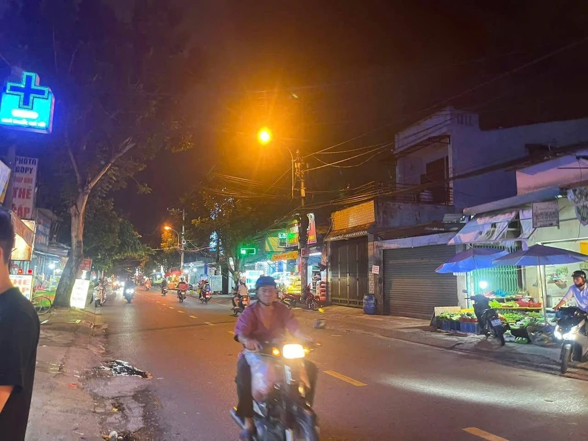 Bán nhà mặt tiền Đường 11, Linh Xuân, Thủ Đức, 100m2, 8,7 tỷ - Ảnh thu nhỏ 3