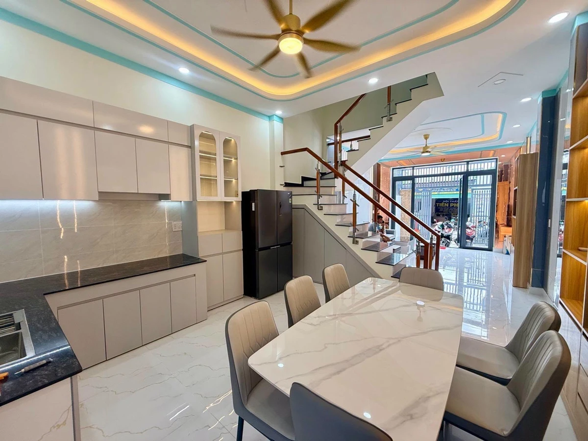 Bán nhà 3 tầng mặt tiền kinh doanh Bình Hoà 49,95m² giá 2,5 tỷ - Ảnh thu nhỏ 3