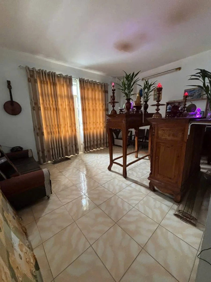 Bán nhà 2 tầng 2 mặt tiền 90m² gần biển Hòn Rớ 4,5 tỷ - Ảnh thu nhỏ 3