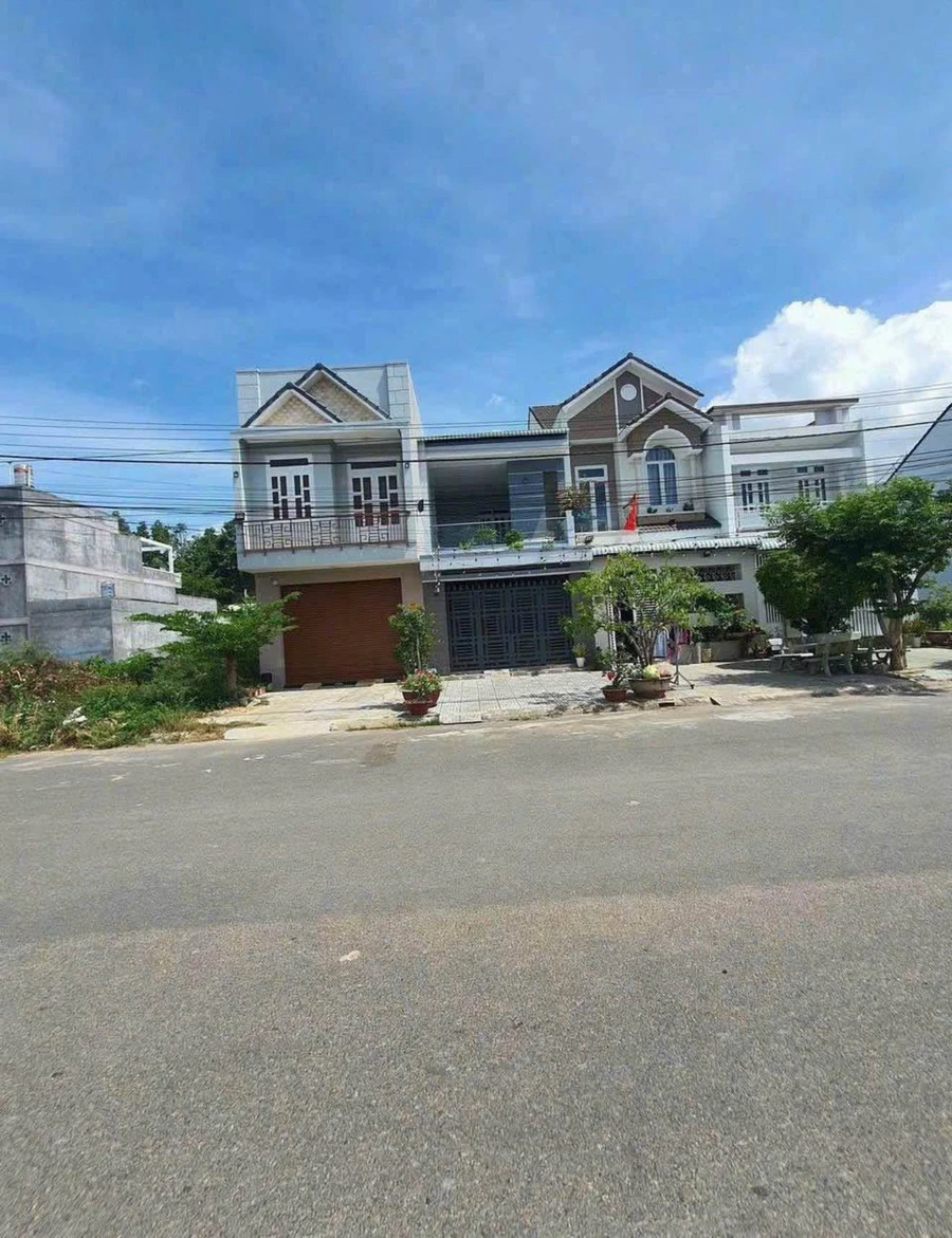 Bán nhà 1 trệt 1 lầu 85m² mặt tiền Phan Kế Bính, Phan Thiết - Ảnh 1