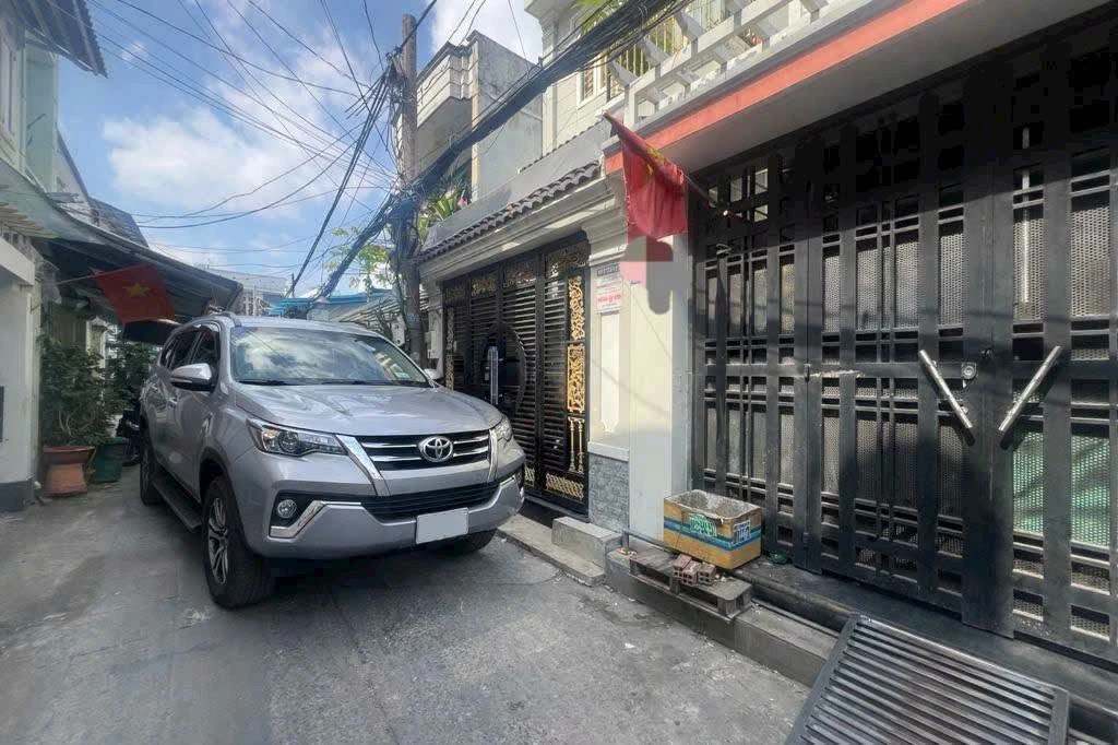 Bán nhà Quận 7, 60m2, 5 phòng, 9 tỷ 99 - Ảnh 1