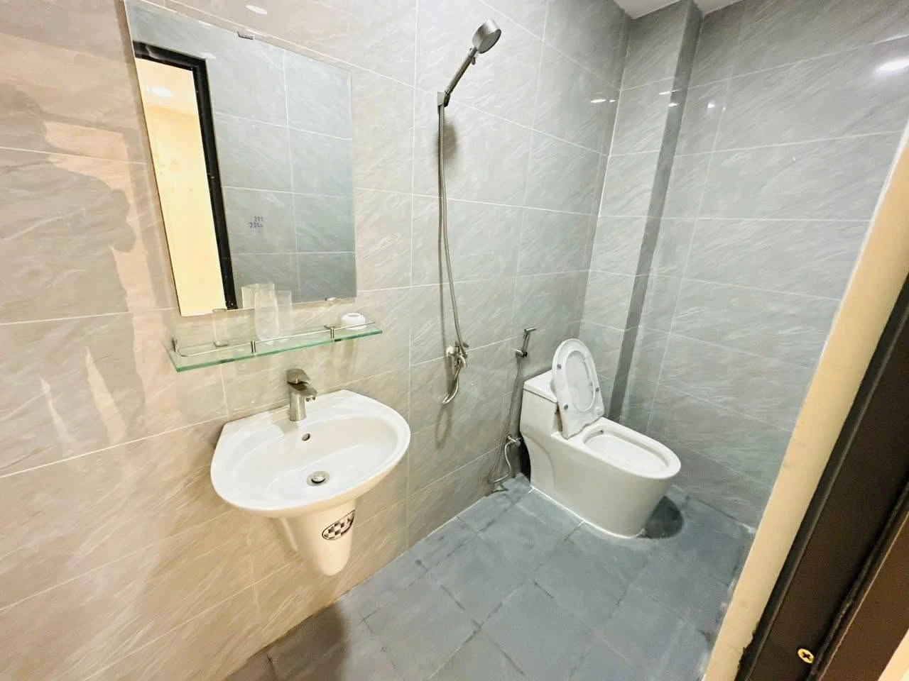 Bán nhà 2 tầng 2PN 80m2 Đường 11 Linh Xuân - Ảnh 1