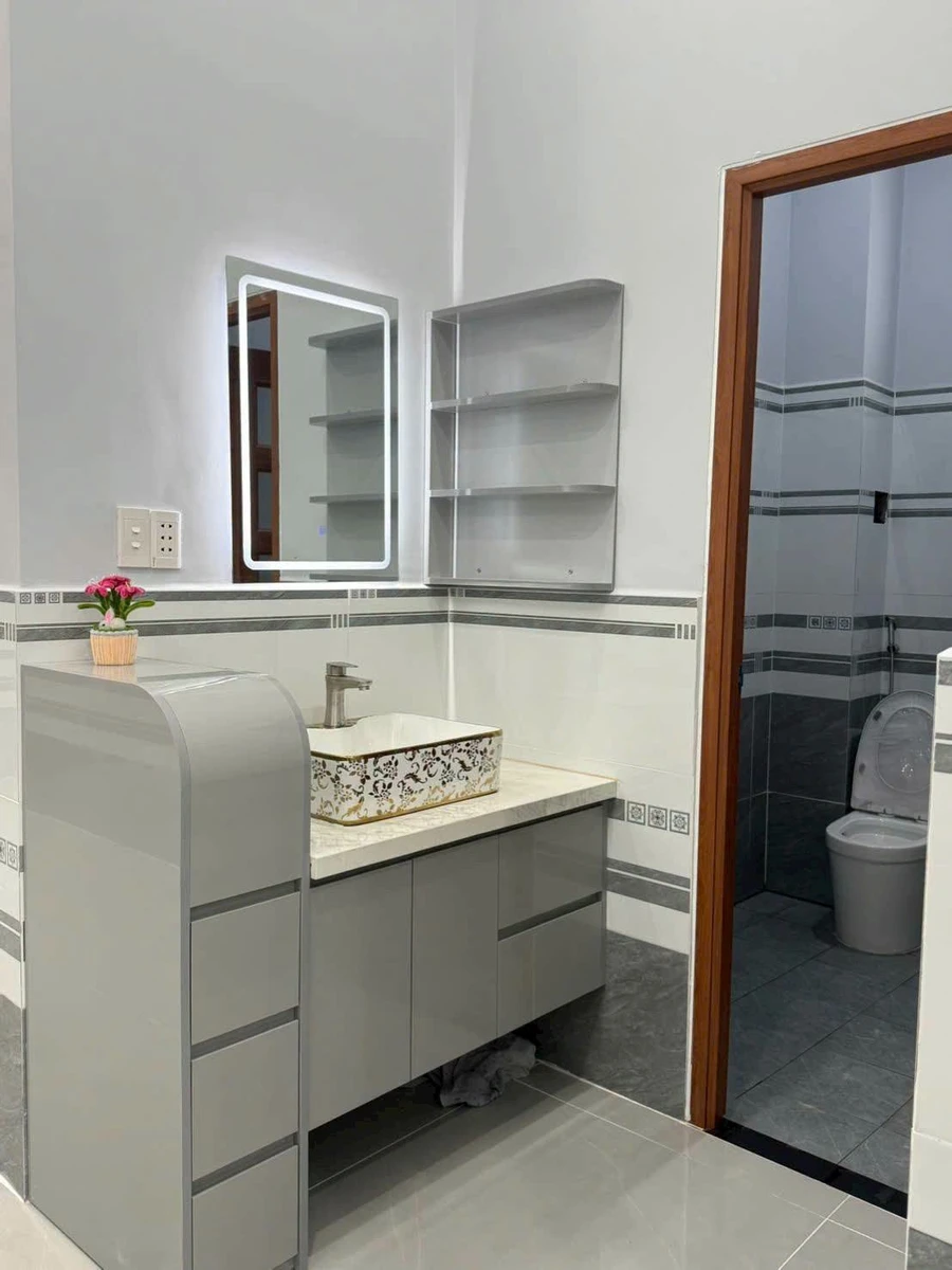 Bán gấp nhà 1 trệt 1 lầu 185m² Mỹ Hạnh Bắc, Đức Hoà - Ảnh thu nhỏ 3