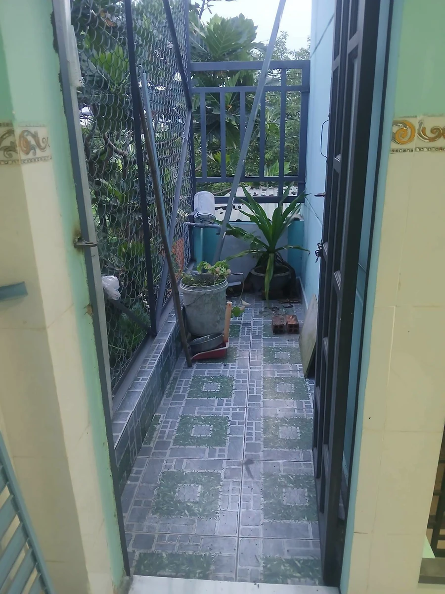 Bán nhà gác lửng 3PN 2WC 70m² đường DX 05 Tân Vĩnh Hiệp Tân Uyên - Ảnh thu nhỏ 4